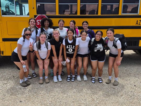 AHS hoopers take part in premier summer showcase