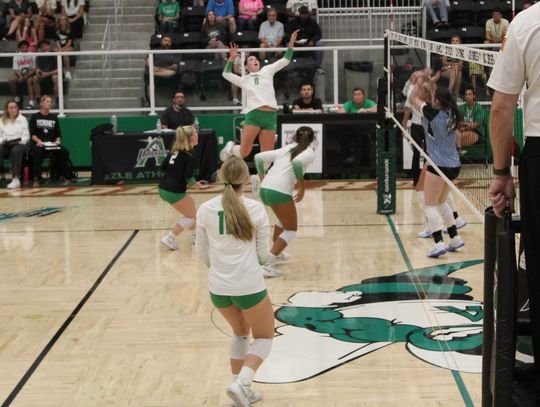 Azle takes opening set before Centennial rallies