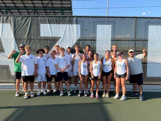 Azle tennis rolls past Saginaw, 16-3