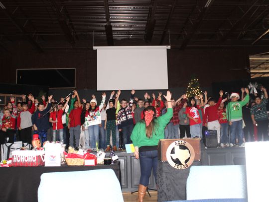Cross Timbers choir brings cheer to chamber crowd