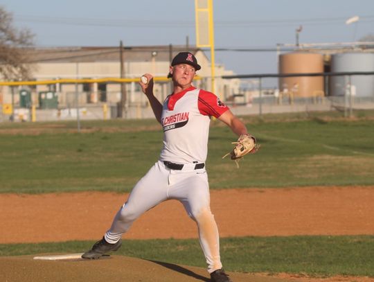 Crusaders outslugged in district clash at home