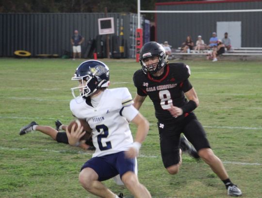 Crusaders roll past Perrin-Whitt, 46-0
