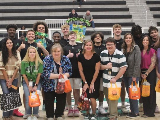 Hornet boys’ basketball opens season with two tight finishes