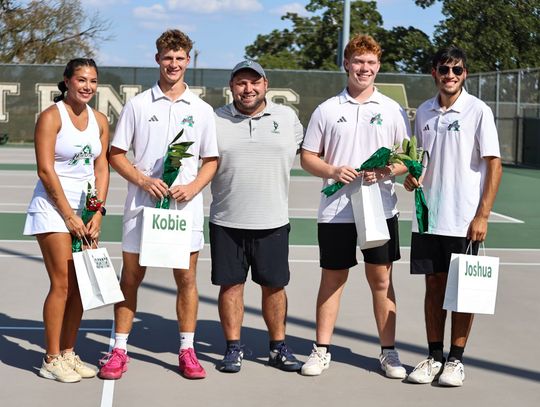 Hornets honor seniors as playoffs approach