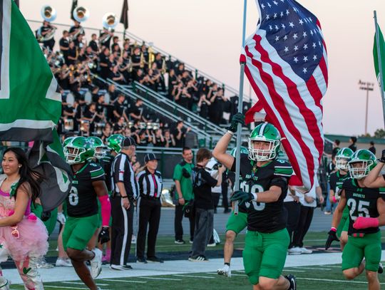 Hornets rally past Sherman 32-21