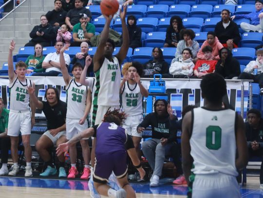 Hornets’ season ends in playoff play-in heartbreak