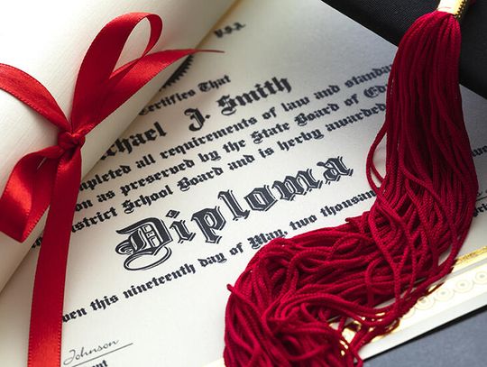 Lemley earns degree from University of Nebraska