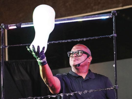 Luncheon attendees see bubble magic
