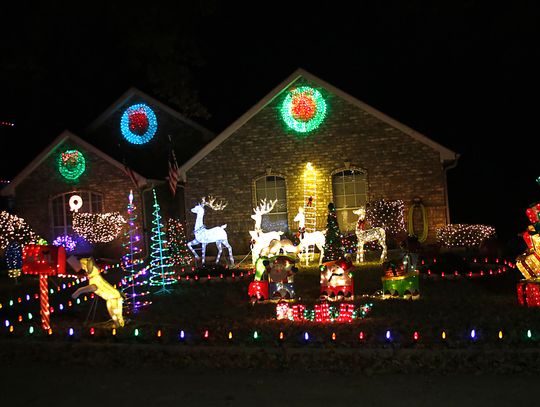 Neighorhoods light the night!