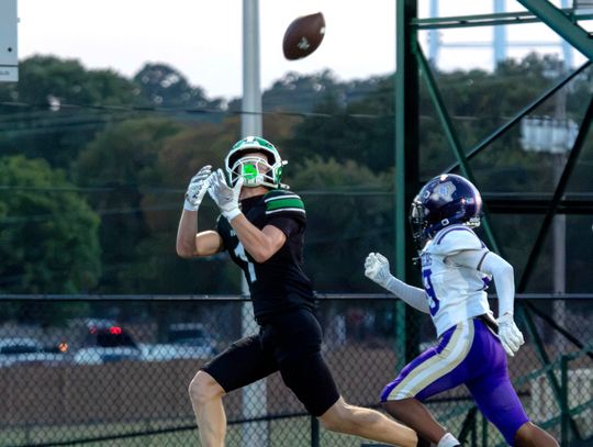 Rangers pull away from Hornets in district opener