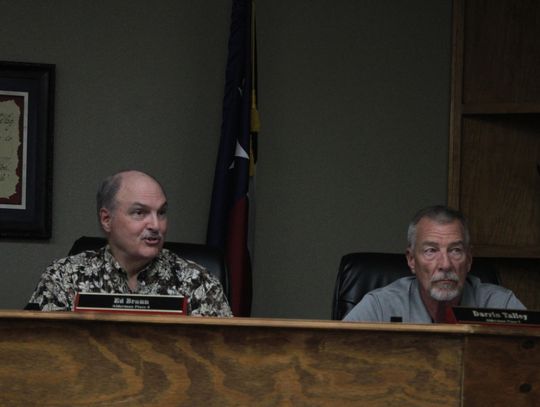 Reno council eyes well repairs, roads, finances