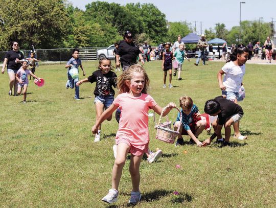 Reno hosts giant Easter egg hunt