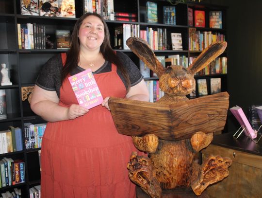 The Reading Rabbit ‘hops’ into holiday novella