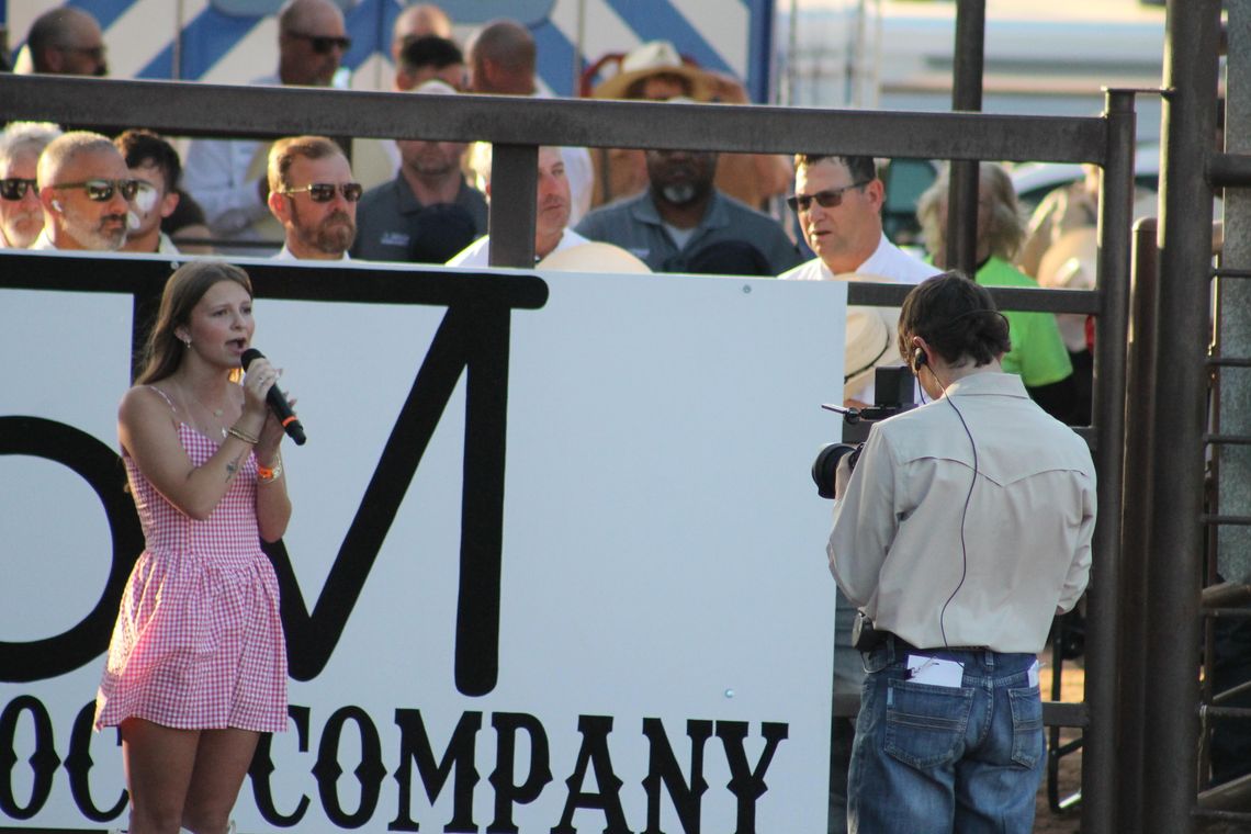 AHS ’26 grad sings at PCSP