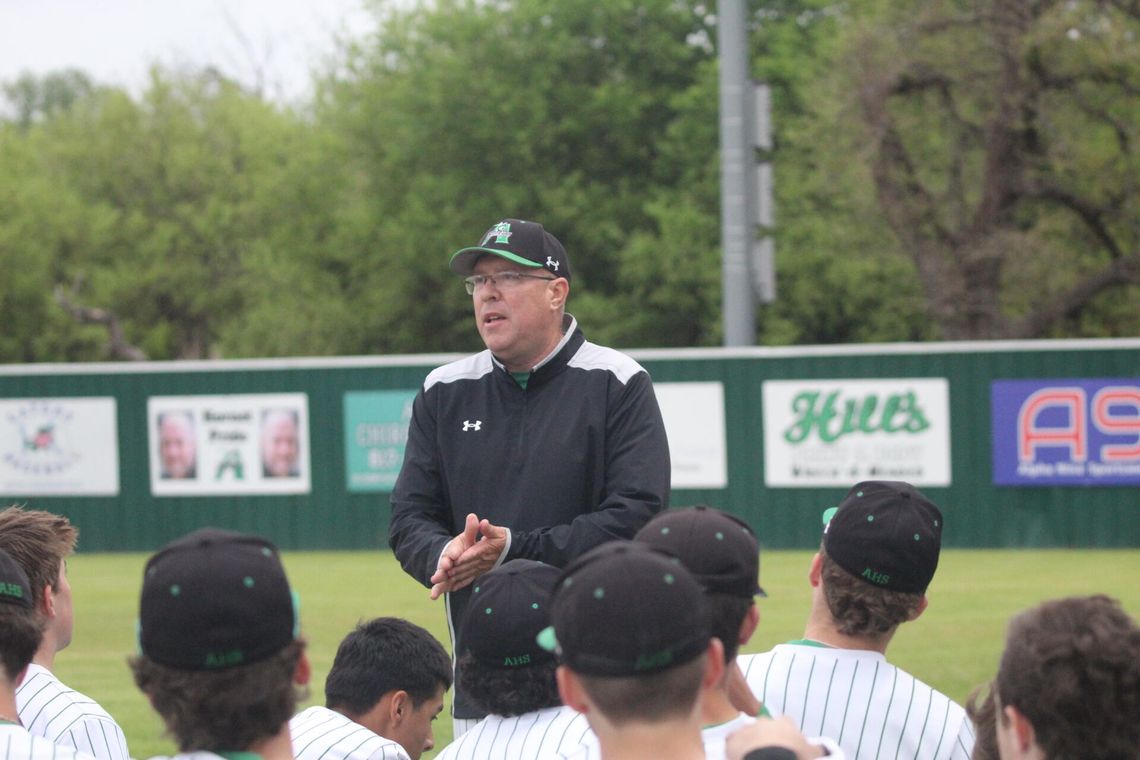 Azle baseball honored with Grant Teaff Beyond the Game Award