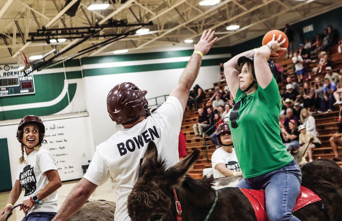 Azle donkey basketball a big hit