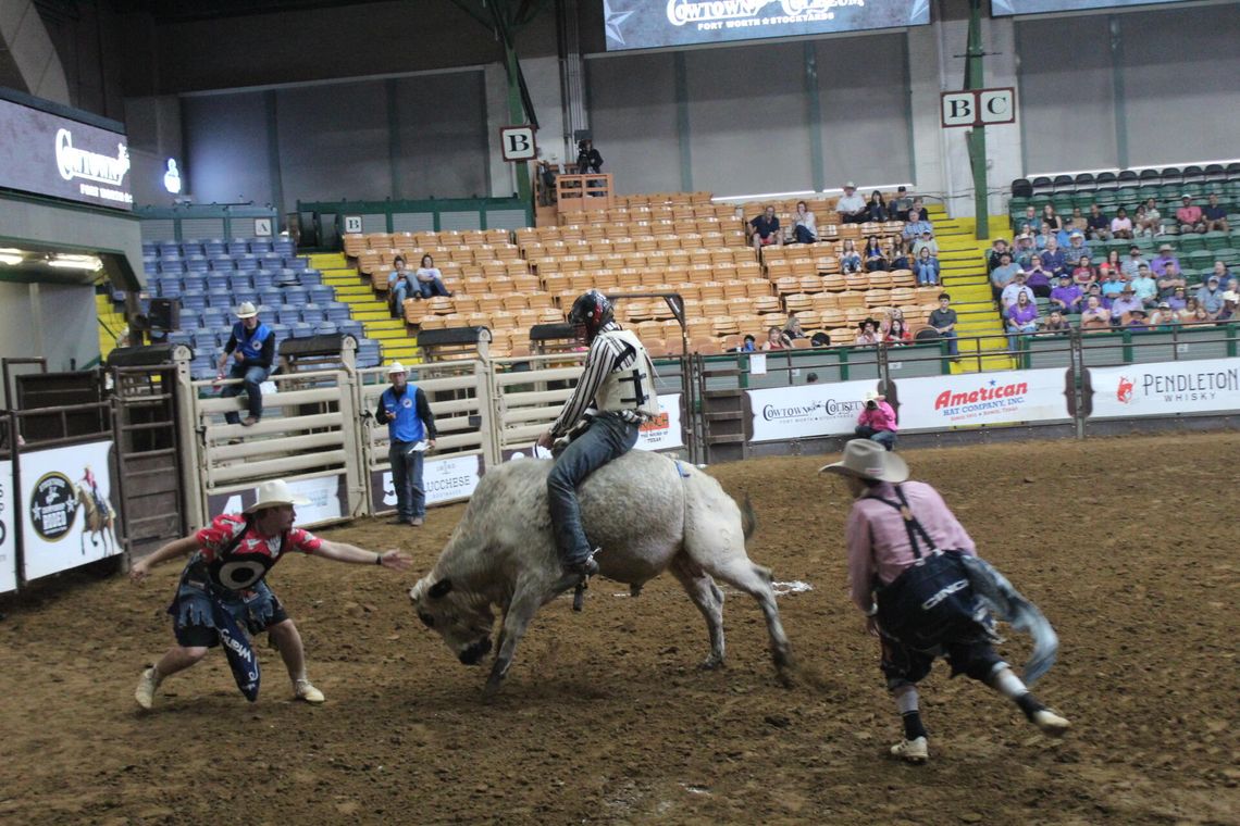 Azle rodeo team wraps season at Cowtown Coliseum Azle rodeo team wraps season at Cowtown Coliseum