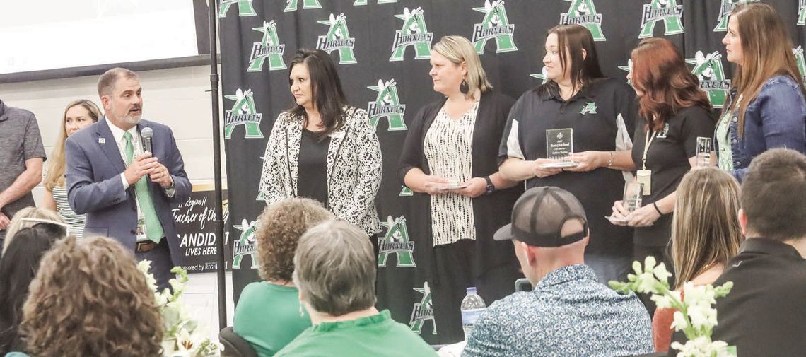 Azle schools honor retirees, top teachers