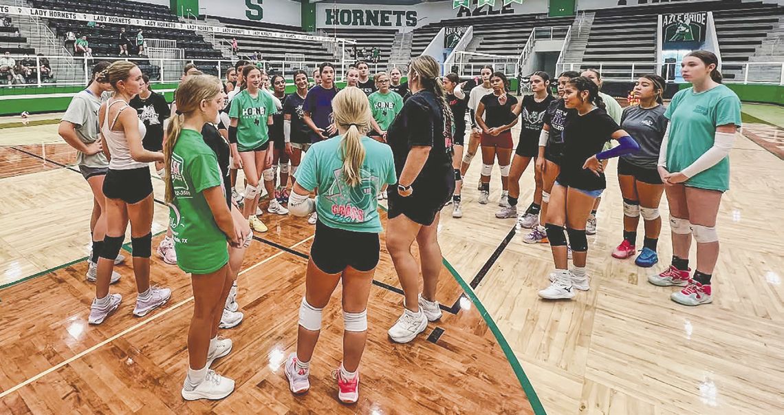 Azle volleyball prepares for 2025 season with camps, high hopes