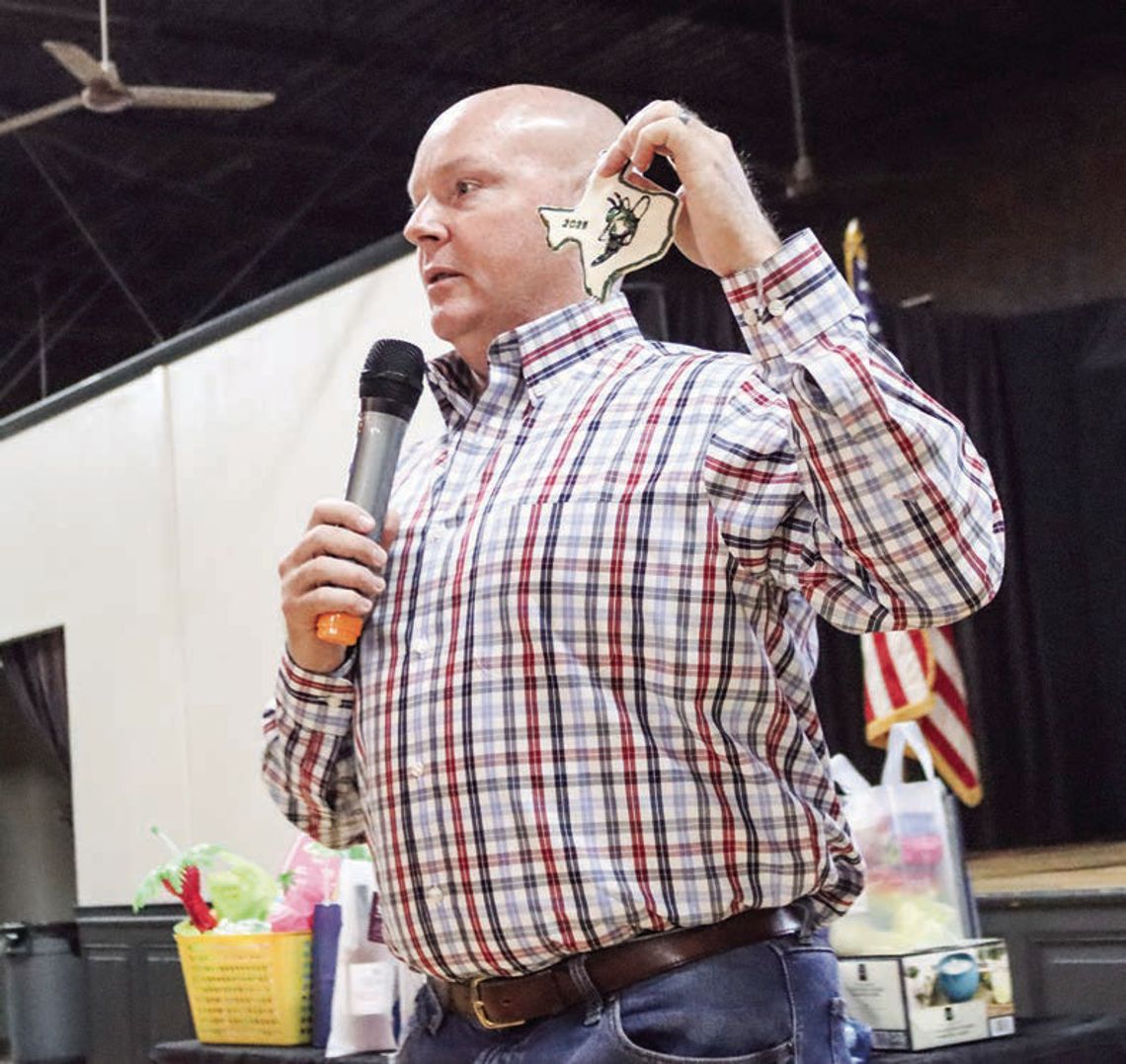 Chamber hears social media tips, scholarships, Lankford quips