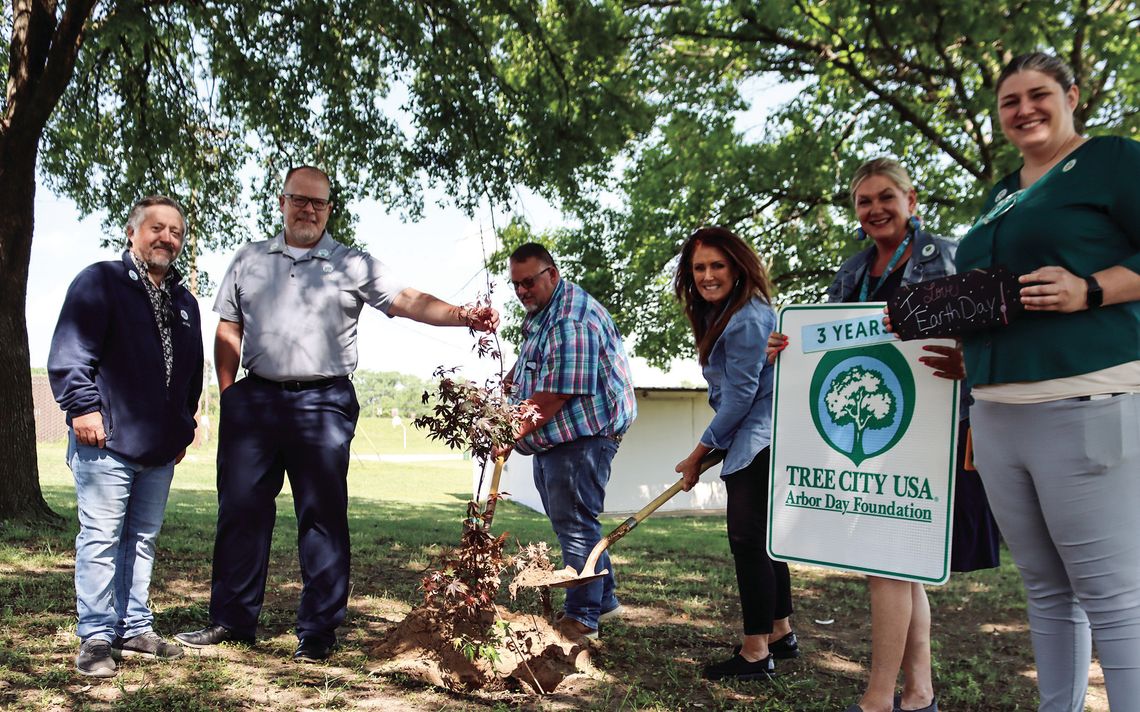 City plants sapling ‘Beatrees’ for Earth Day
