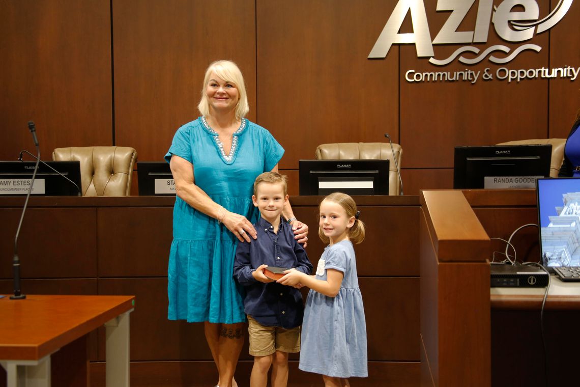 Council members take oaths of office