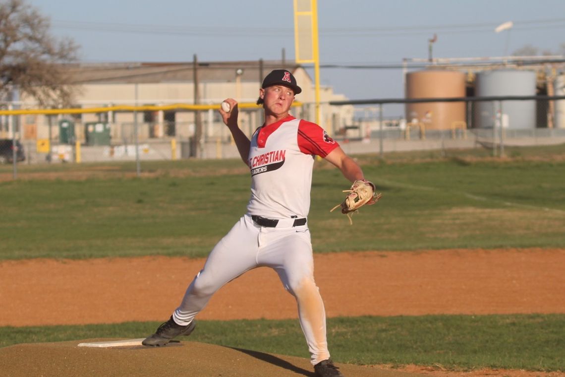 Crusaders outslugged in district clash at home