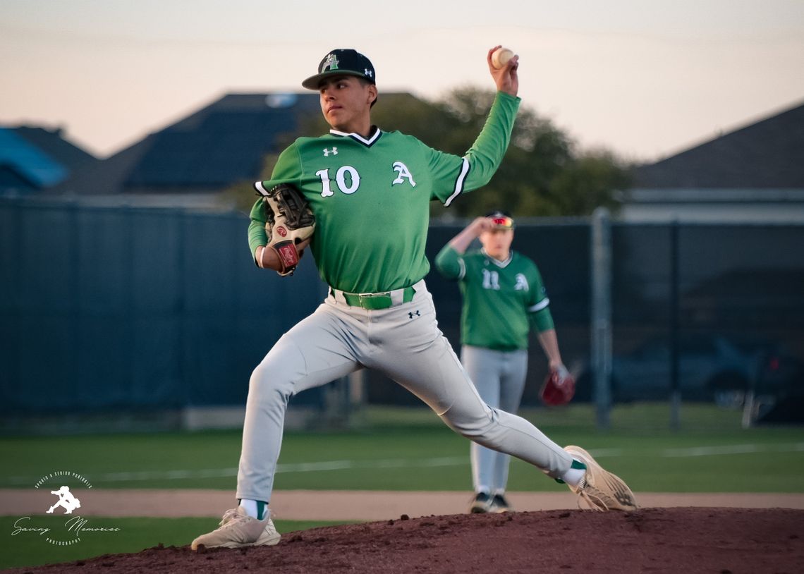 Hornets split district series with Fossil Ridge over spring break