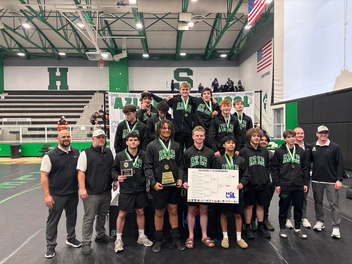 Hornets sweep District 4-5A wrestling titles Hornets sweep District 4-5A wrestling titles