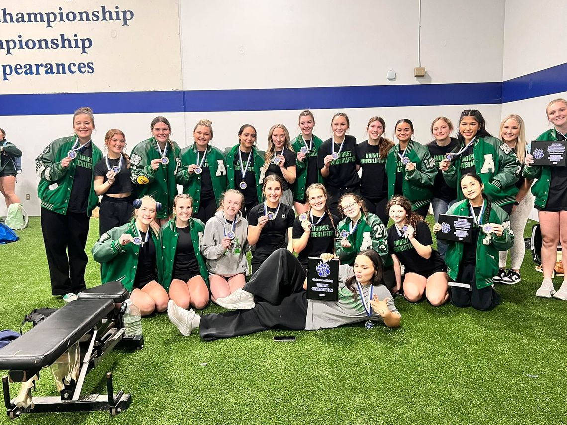 Lady Hornet powerlifters go back-to-back