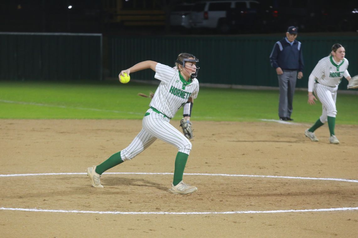 Lady Hornets fall to Springtown