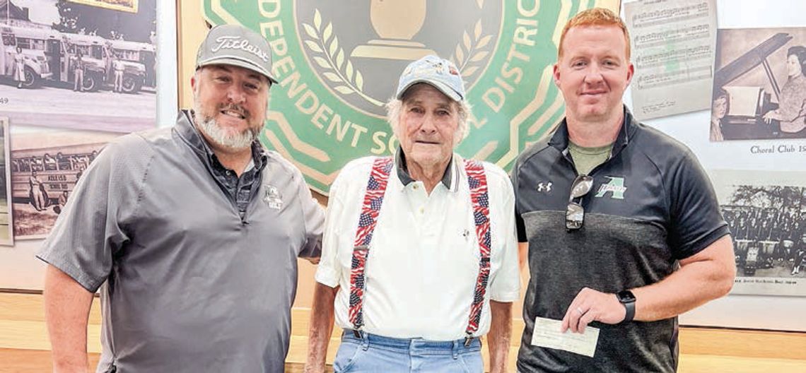Landers continues longstanding support of Azle golf