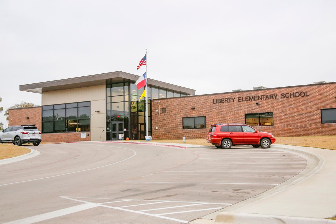 Liberty Elementary looks to reduce ‘over-scaffolding’ Liberty Elementary looks to reduce ‘over-scaffolding’