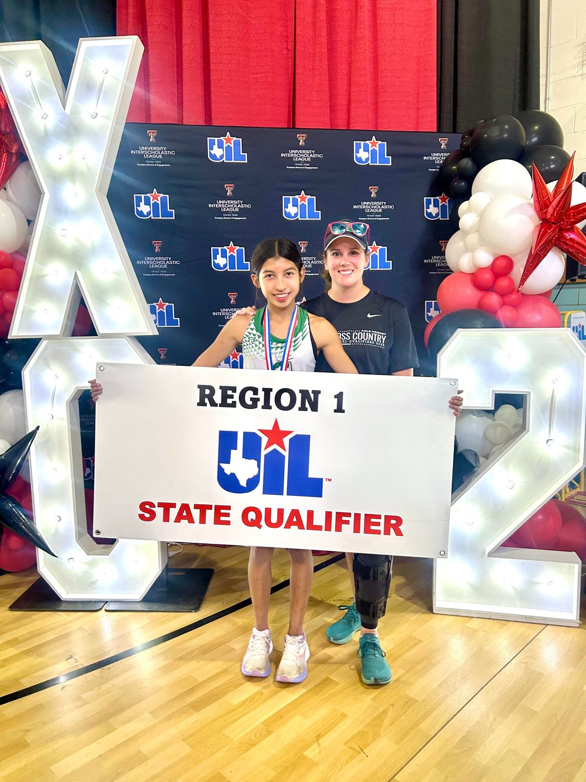 Neri qualifies for state, Azle cross-country finishes strong at regionals