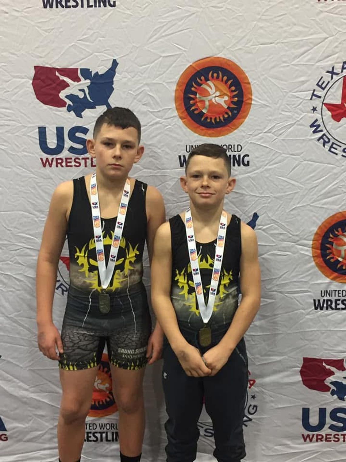 Yancey brothers set pace for Azle wrestling