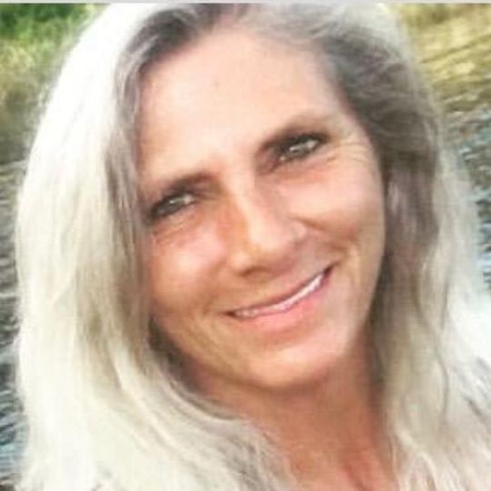 Suzanne Rhetta Voth